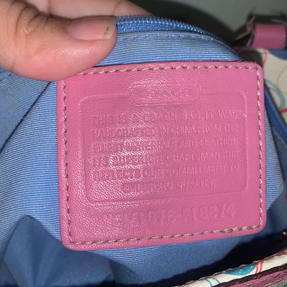 Pink and Cream Vintage Coach Bag - Picture 12 of 15